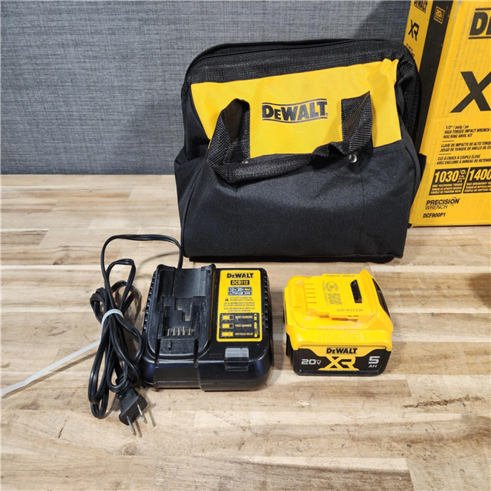 HOUSTON LOCATION - AS-IS DEWALT 20V MAX Lithium-Ion Cordless 1/2 in. Impact Wrench Kit
