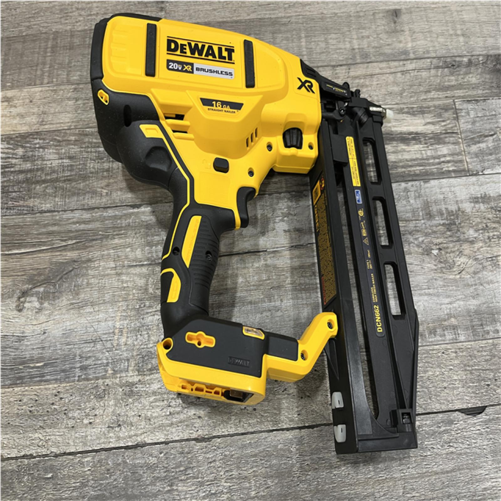 AS-IS DEWALT 20V MAX XR 16-Gauge Lithium-Ion Cordless Finish Nailer (Tool Only)