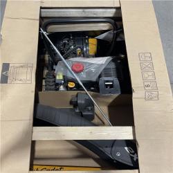 DALLAS LOCATION- LIKE NEW!- Cub Cadet 2 in. x 24 in. 208 cc Electric Start Gas 2-Stage Snow Blower