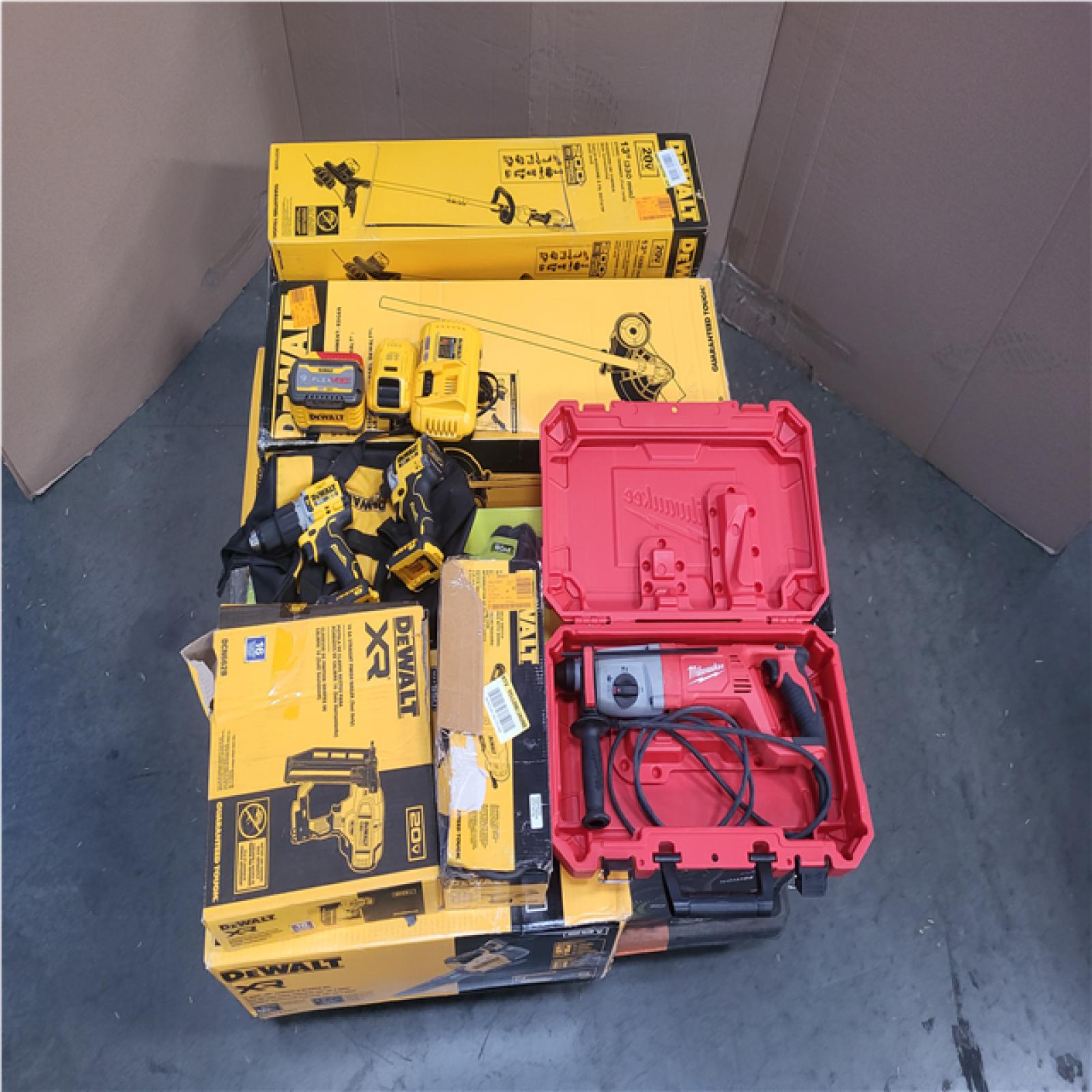 PHOENIX AS-IS TOOL PALLET