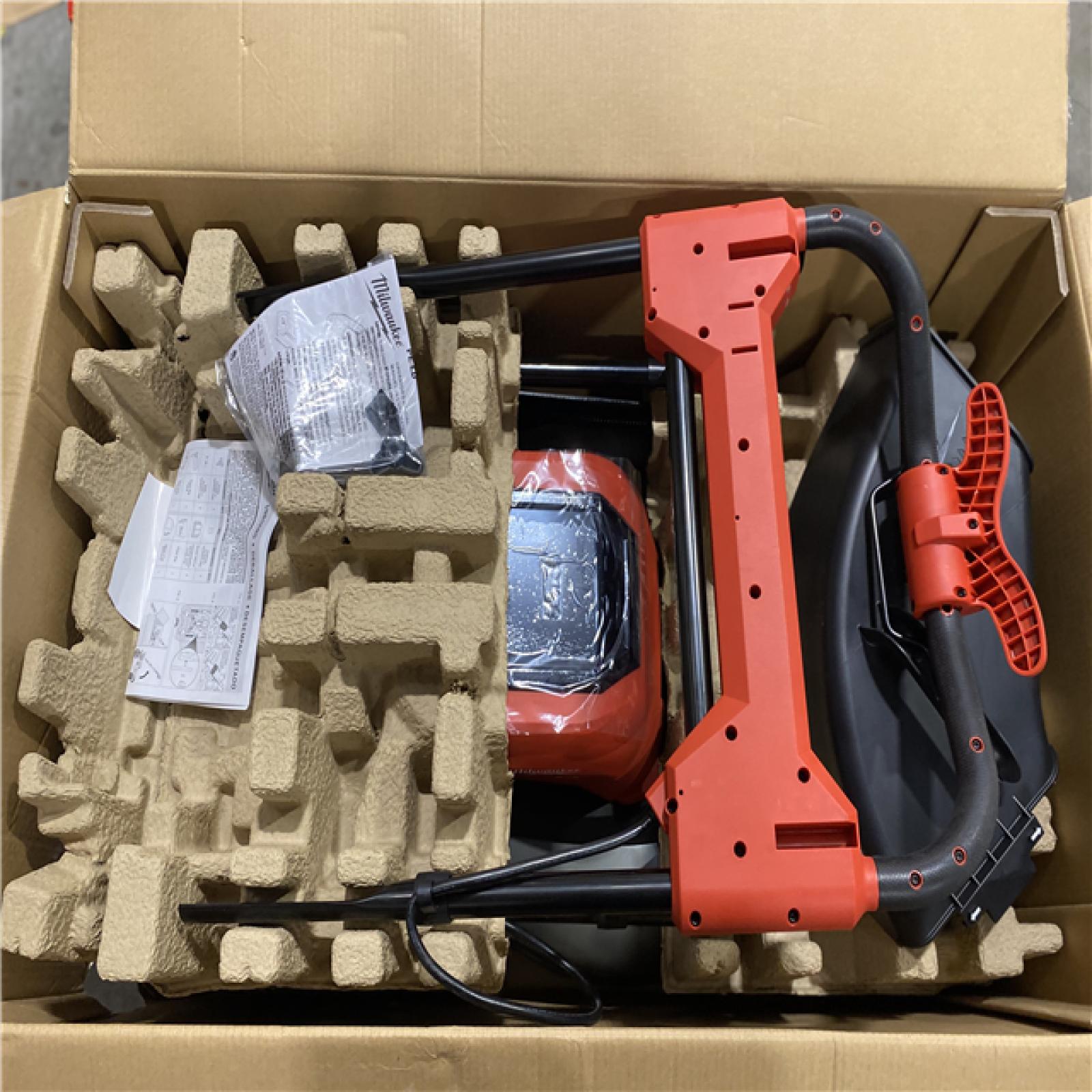 Dallas Location - As-Is Milwaukee M18 FUEL Brushless Cordless 21 in. Walk Behind Dual Battery Self-Propelled Mower Kit