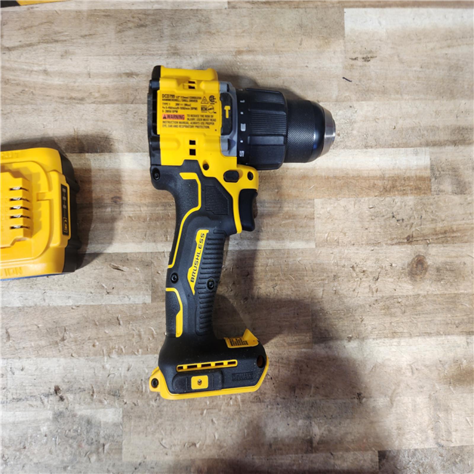 HOUSTON LOCATION - AS - IS DEWALT ATOMIC 20V Lithium-Ion Cordless 1/2 in. Hammer Drill Kit