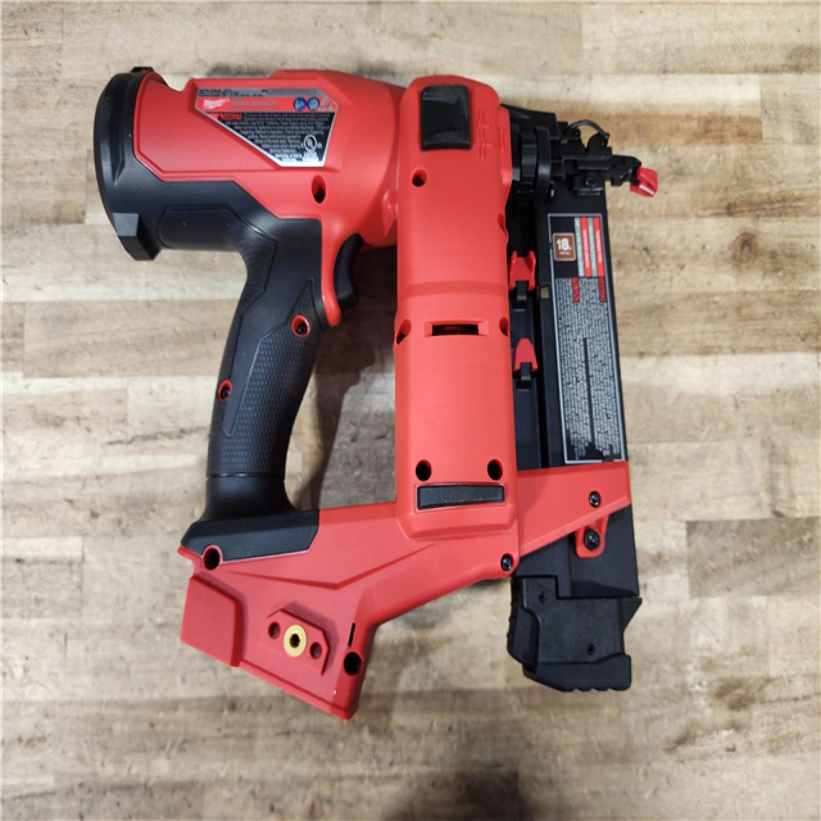 HOUSTON LOCATION - AS-IS (APPEARS LIKE NEW) Milwaukee FUEL 18-Volt Lithium-Ion Brushless Cordless Gen II 18-Gauge Brad Nailer (Tool-Only)