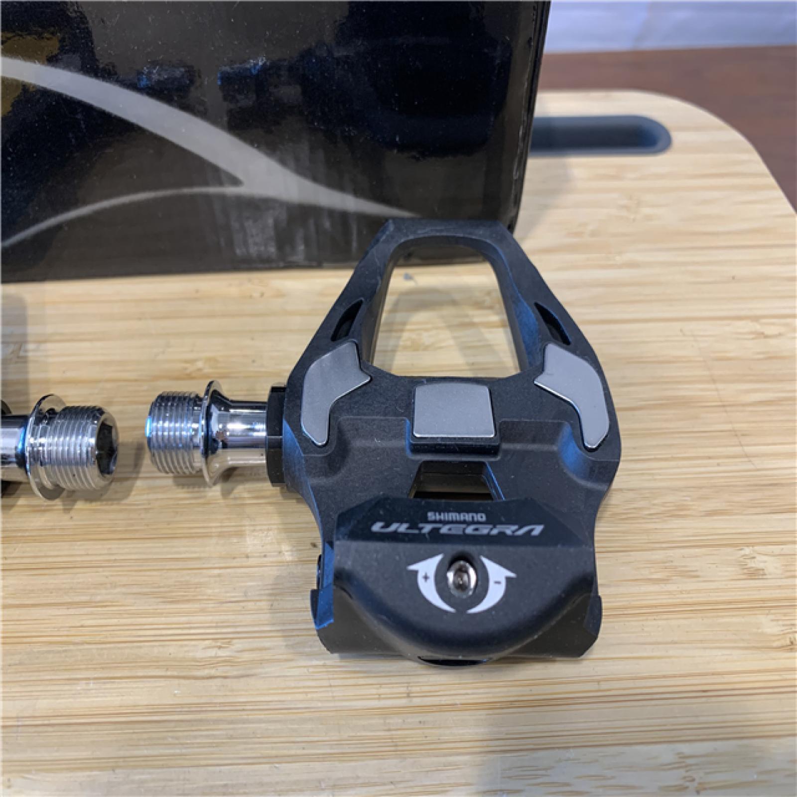 Like new ! Shimano Ultegra SPD-SL Carbon Clipless Road Pedals 255g