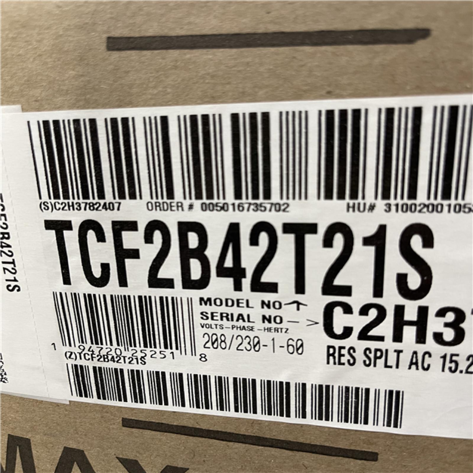 DALLAS LOCATION - Johnson Controls 3.5 Ton 15.2 SEER 2-Stage Ac Condensing Unit