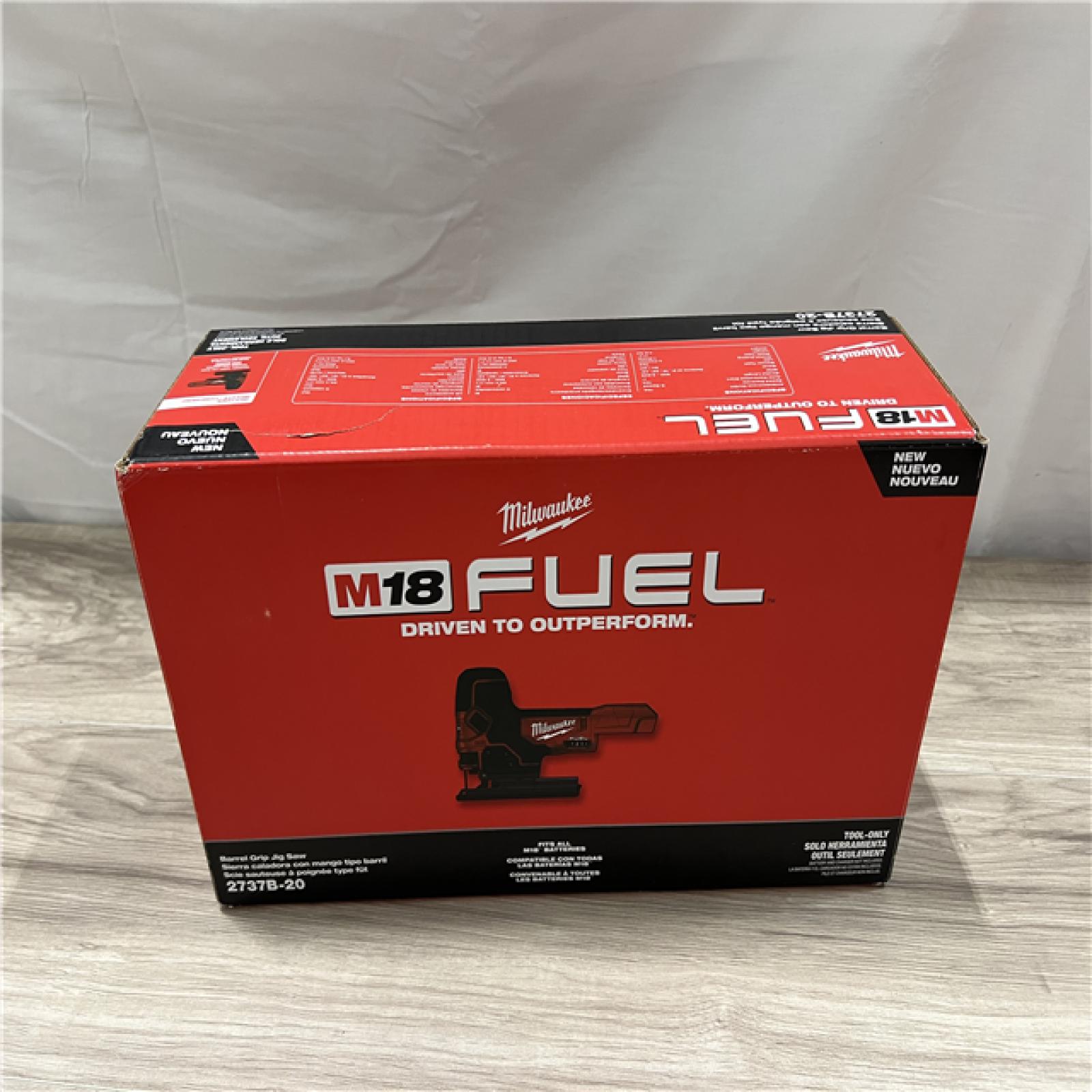 NEW Milwaukee FUEL 18V Lithium-Ion Brushless Cordless Barrel Grip Jig Saw (Tool Only)