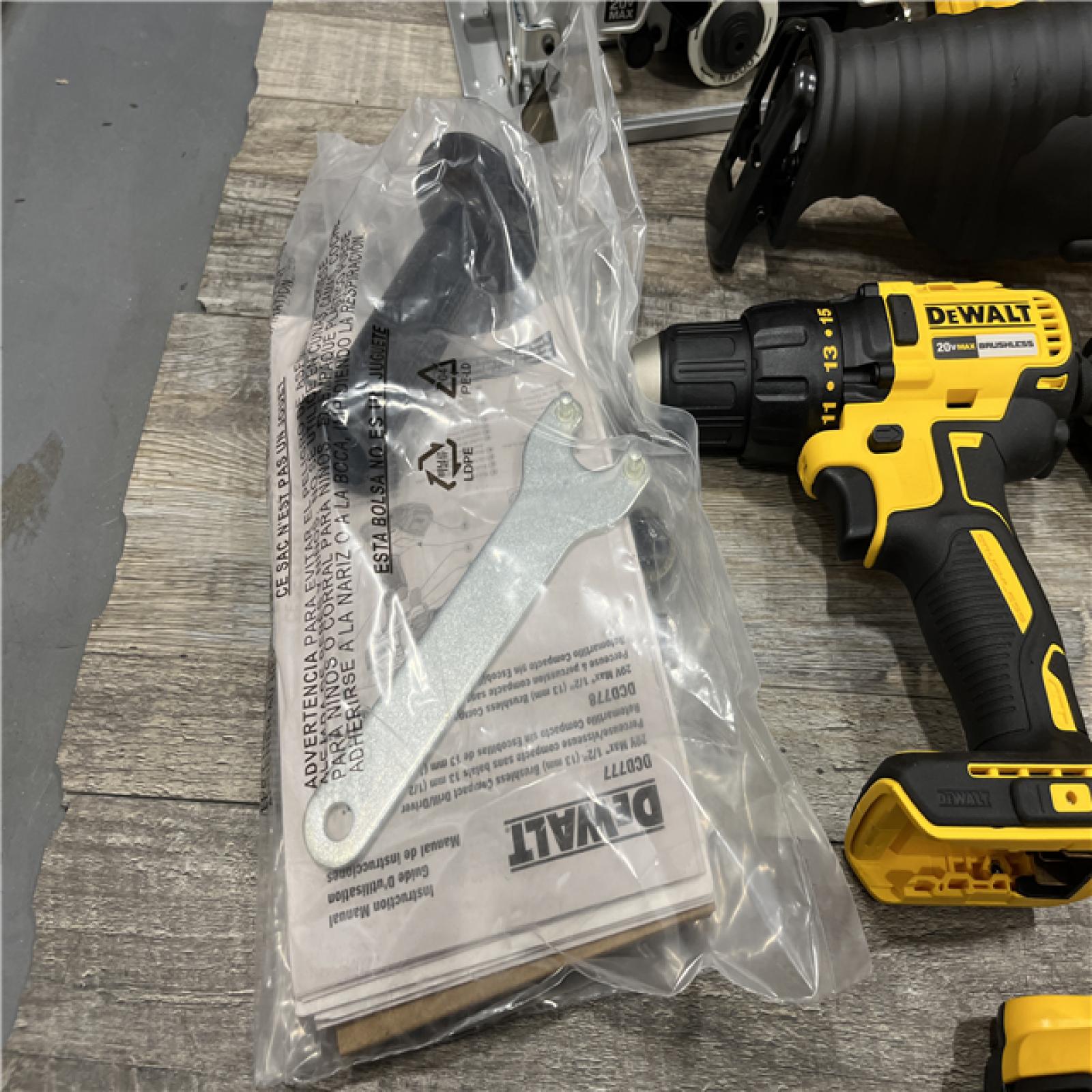 AS-IS DEWALT 20-Volt Max Lithium-Ion (10-Tool) Cordless Combo Kit