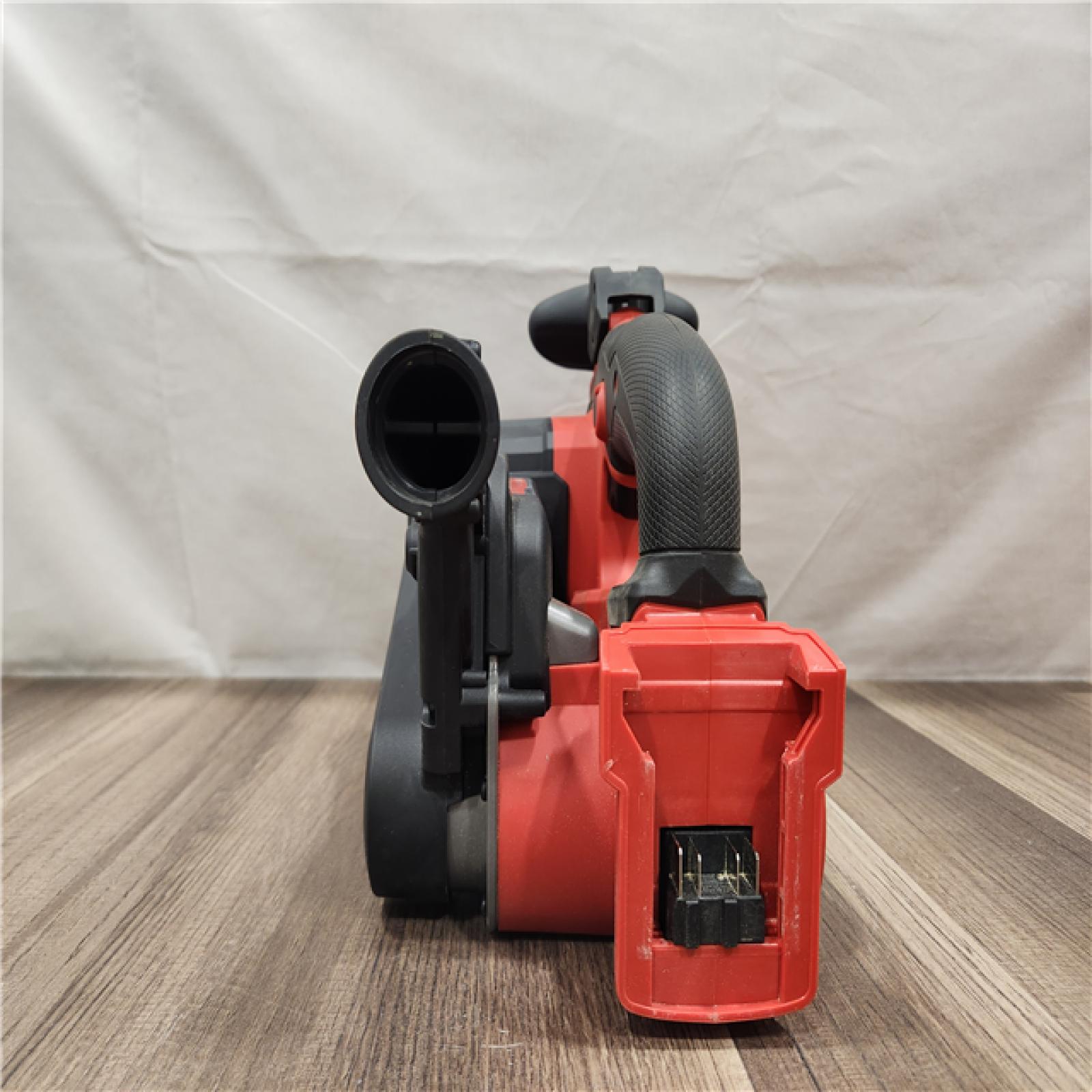 AS-IS- Milwaukee M18 FUEL 18-Volt Lithium-Ion Cordless Belt Sander (Tool-Only)