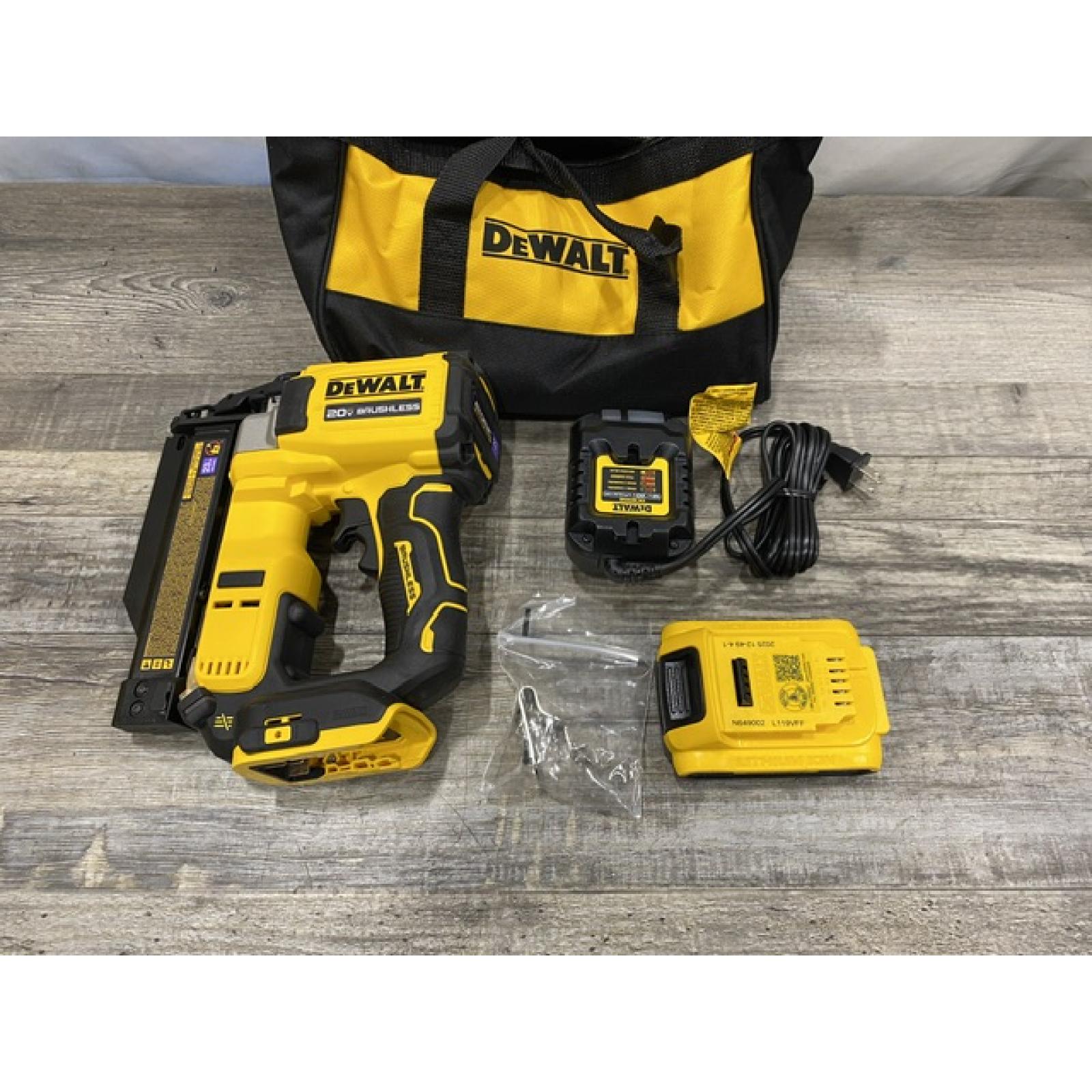 AS-IS DEWALT ATOMIC 20V MAX Lithium Ion Cordless 23 Gauge Pin Nailer Kit