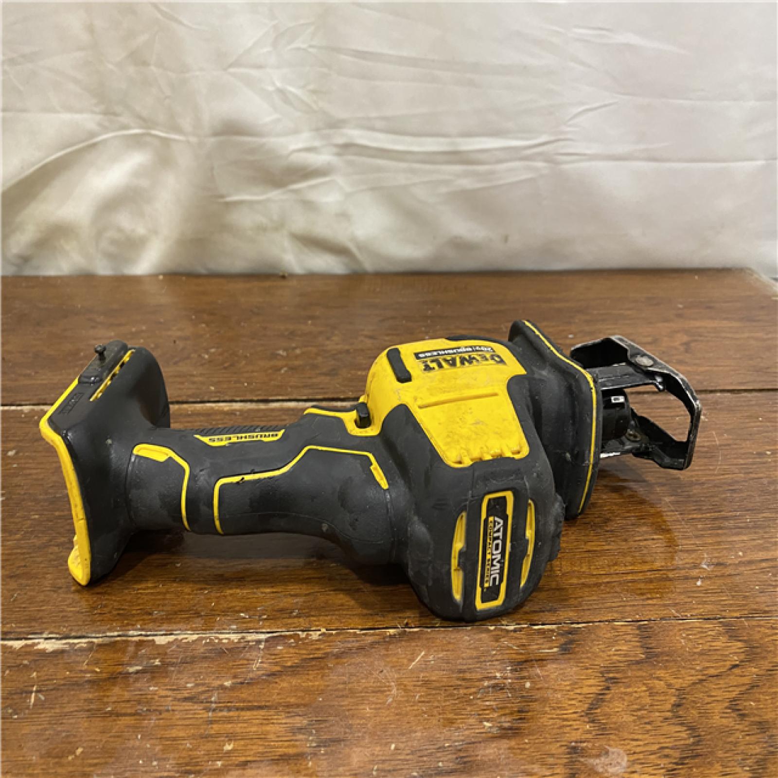 AS-IS Dewalt DCS369B ATOMIC 20V MAX Cordless One-Handed Reciprocating Saw (Tool Only)