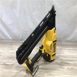 AS-IS DeWalt 15 GA ANGLED FINISH NAILER KIT