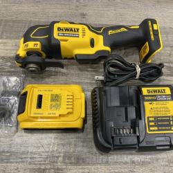 AS-IS DEWALT ATOMIC 20V MAX Cordless Brushless Oscillating Multi Tool Kit