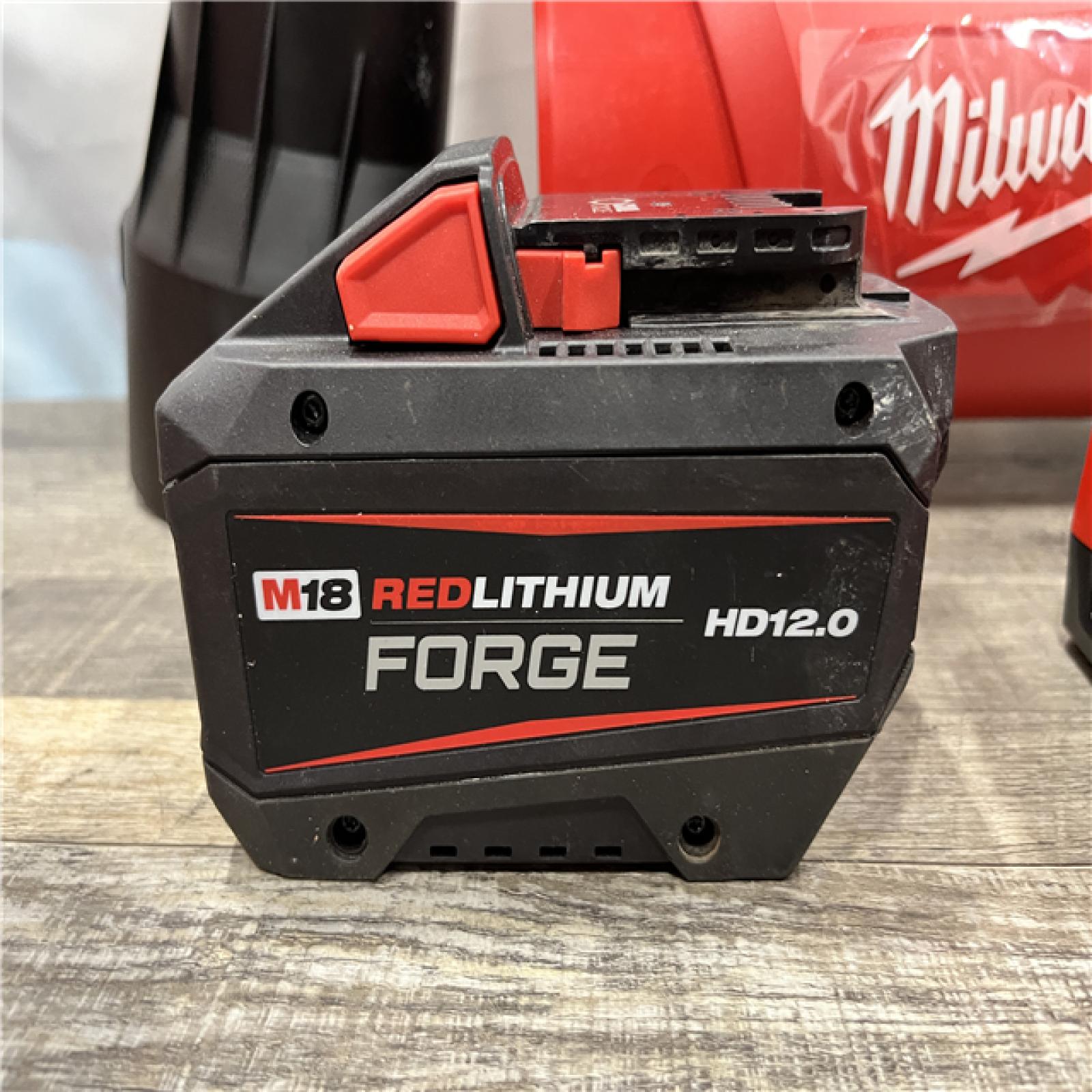 AS-IS Milwaukee FUEL 120 MPH 500 CFM 18V Brushless Cordless Battery Powered Leaf Blower Kit