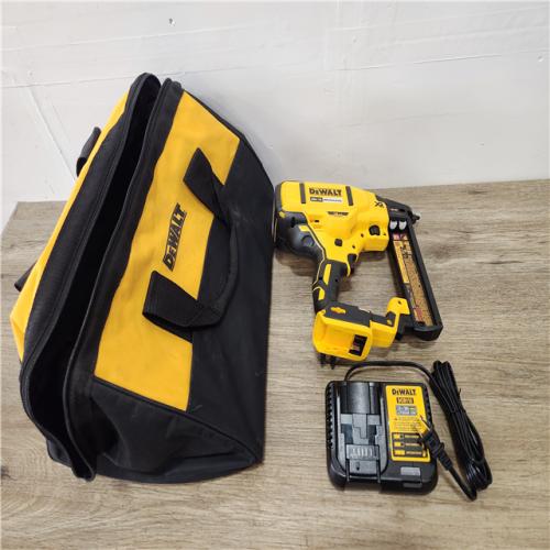 Phoenix Location NEW DEWALT 20V MAX XR Lithium-Ion Cordless 18-Gauge Narrow Crown Stapler Kit with Charger and Contractor Bag