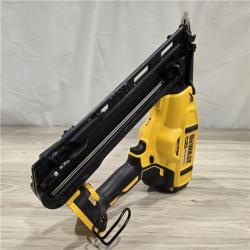 AS-IS DeWalt 15 GA ANGLED FINISH NAILER KIT