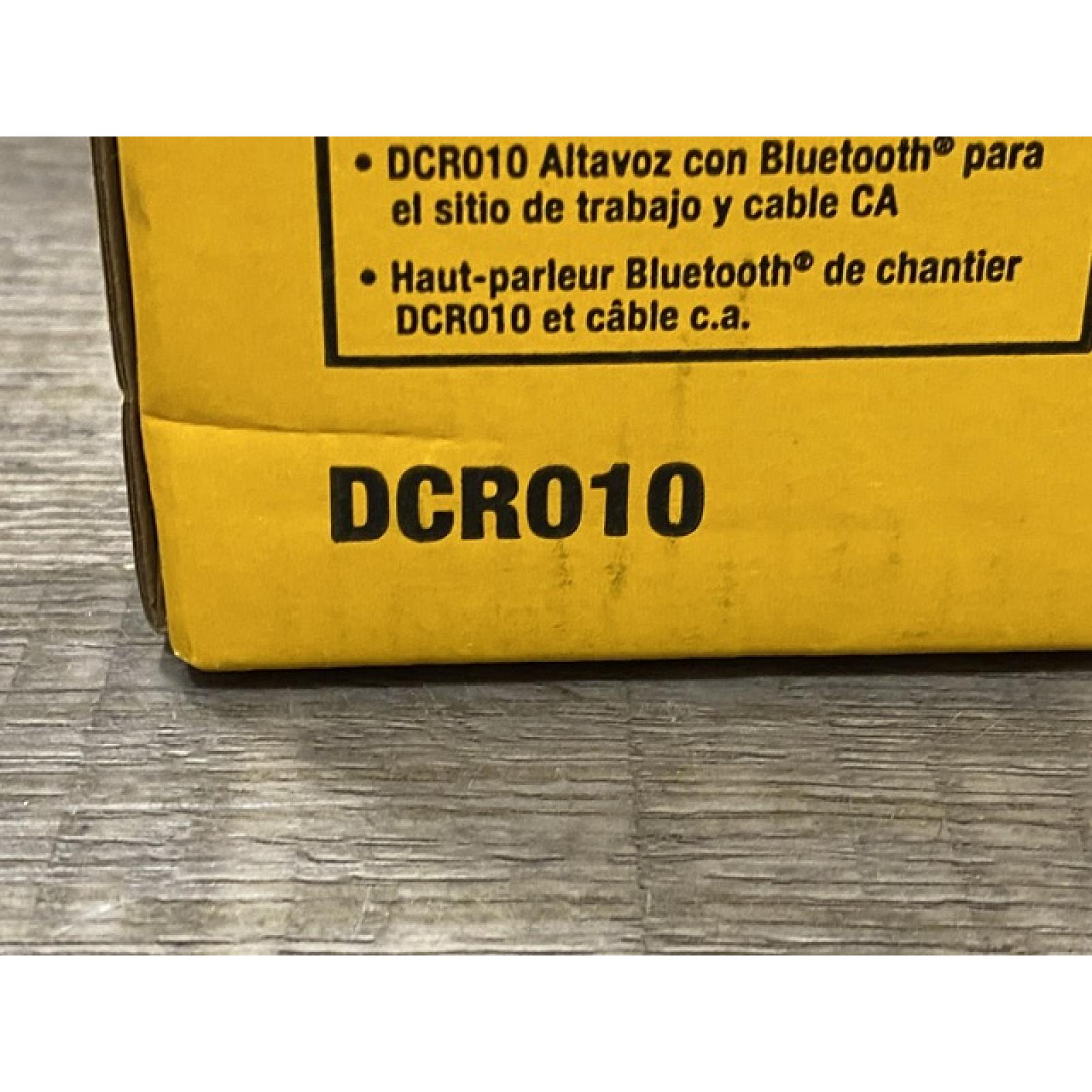 NEW - DEWALT 20V MAX Cordless Bluetooth Speaker (Tool Only)