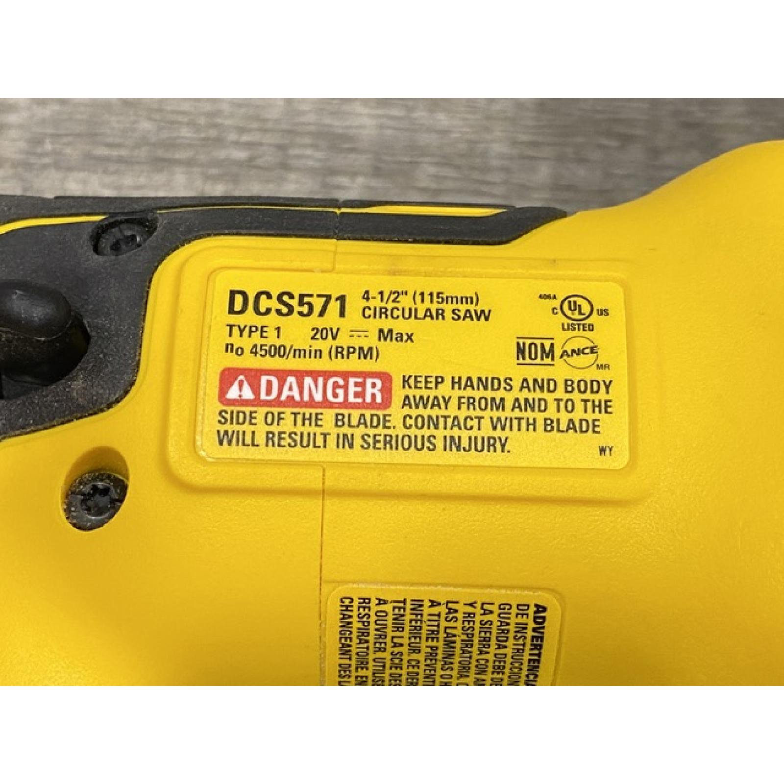 AS-IS DEWALT ATOMIC 20V MAX Cordless Brushless 4-1/2 in. Circular Saw (Tool Only)
