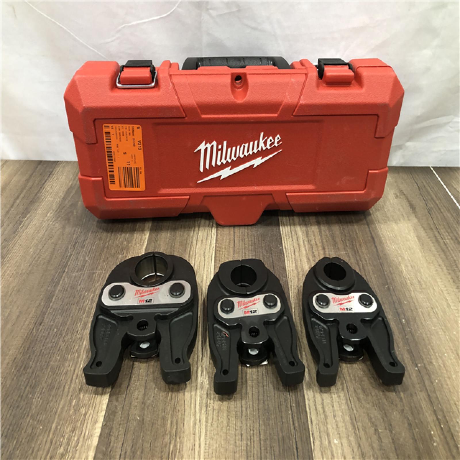 AS-IS Milwaukee 1/2 in. - 1 in. IPS-P Black Iron Pipe/Steel Press Jaw Kit