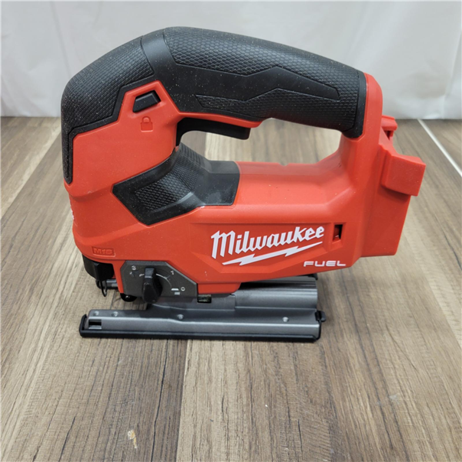 AS-IS Milwaukee M18 FUEL 18V Lithium-Ion Brushless Cordless Jig Saw (Tool-Only)