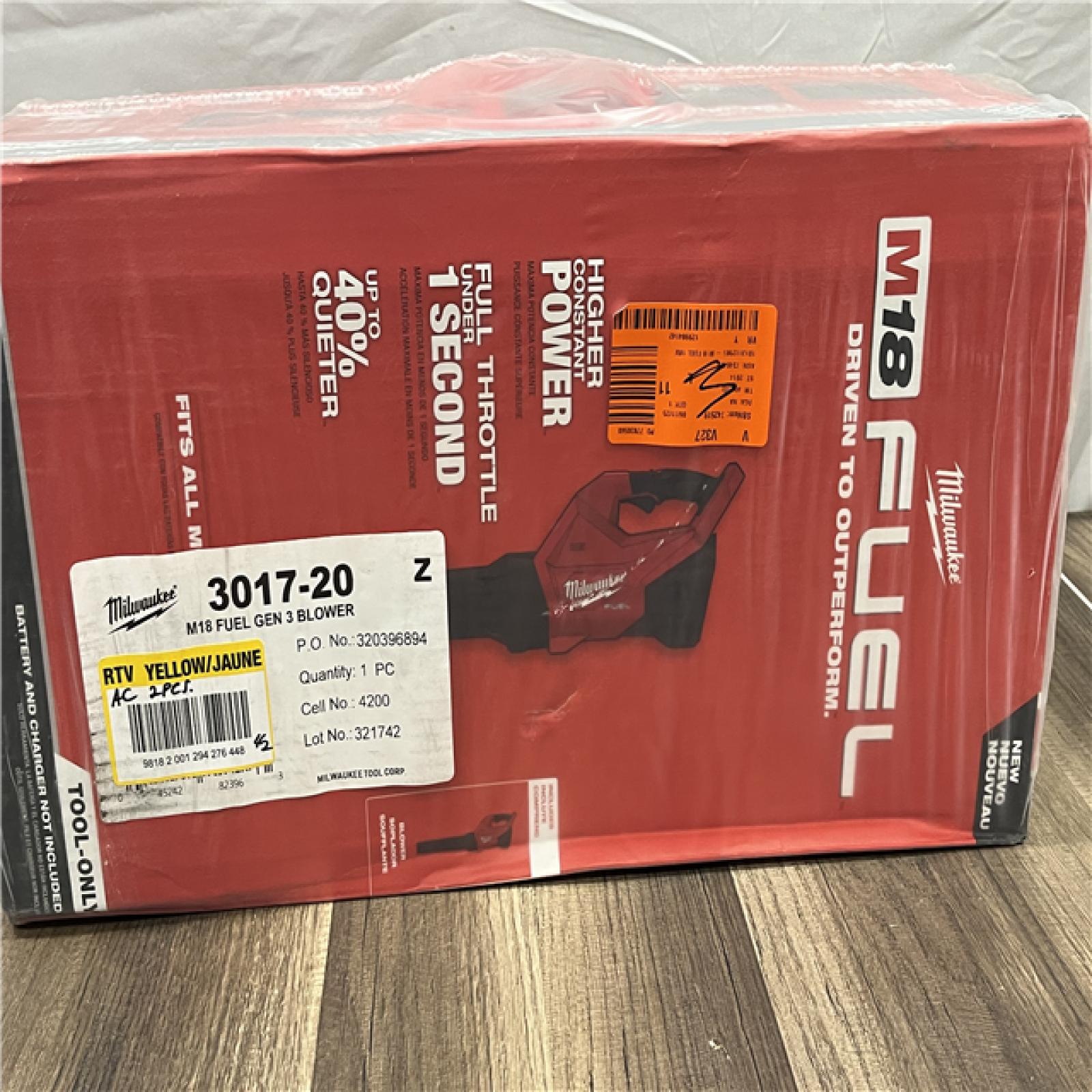 NEW! Milwaukee M18 FUEL 120 MPH 500 CFM 18V Lithium-Ion Brushless Cordless Handheld Blower (Tool-Only)
