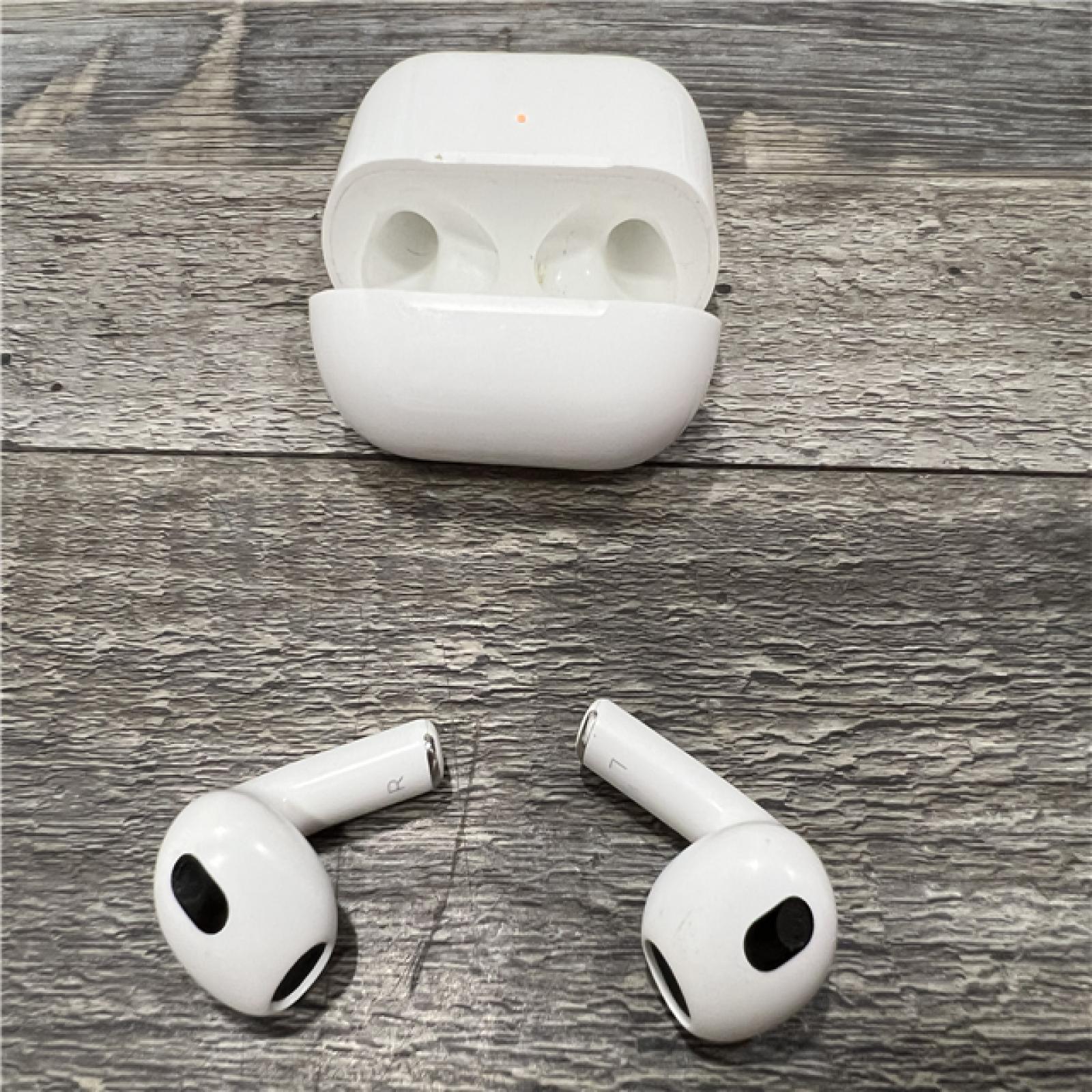 AS-IS AirPods (3rd Generation) with Lightning Charging Case