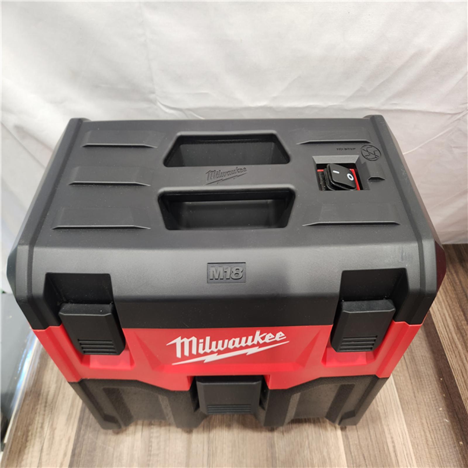 AS-IS- Milwaukee M18 Vacuum 2Gal Hose Access (Tool-Only)