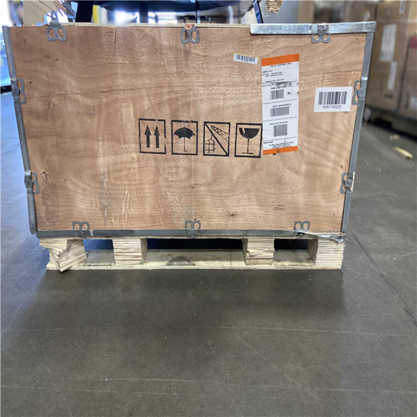 DALLAS LOCATION - MAX JAX MK7 Symmetric Portable 2 Post Car Lift with 7,000 lbs. Weight Capacity and 110V Power Unit Included