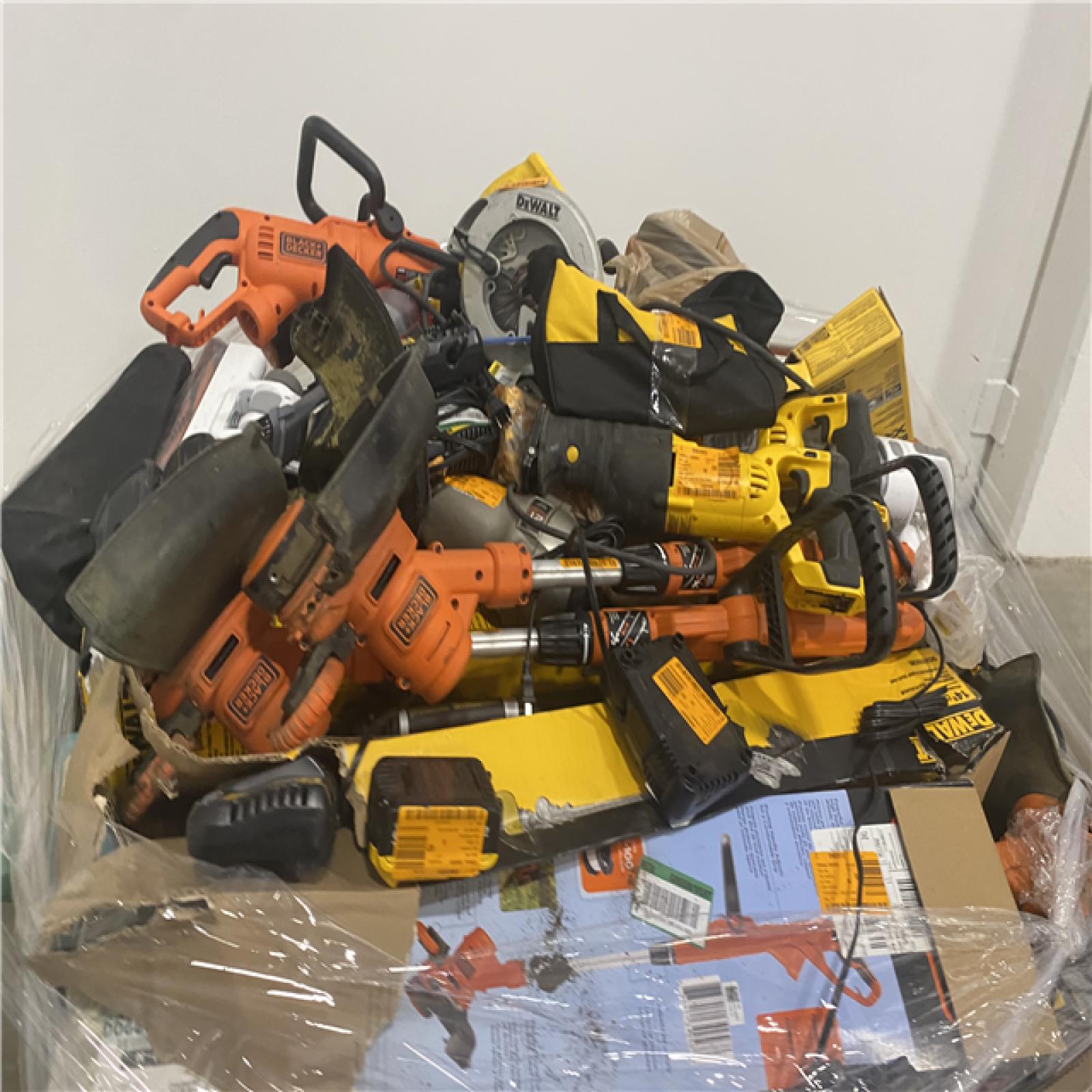 Dallas Location - As-Is Tool Pallet