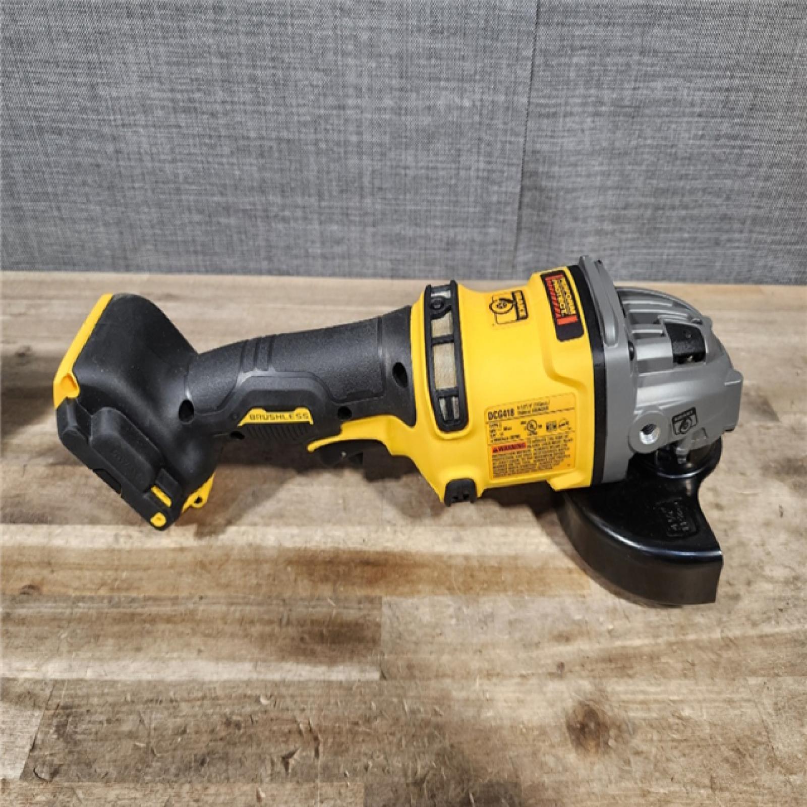 HOUSTON LOCATION - AS-IS DeWalt FLEXVOLT 60V Cordless 4-1/2 to 6 in. Grinder Kit (Battery & Charger)