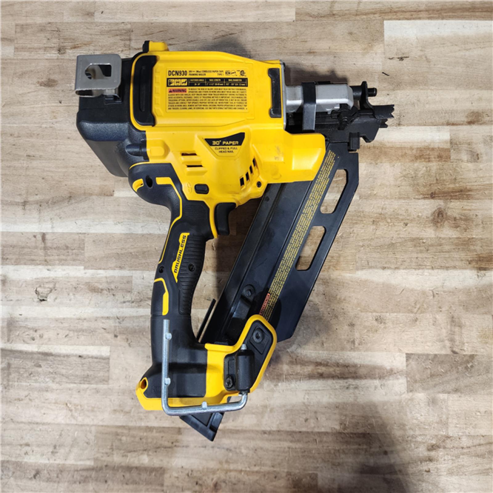 HOUSTON LOCATION - AS-IS DEWALT 20V 30 Degree Cordless Framing Nailer (Tool-Only)