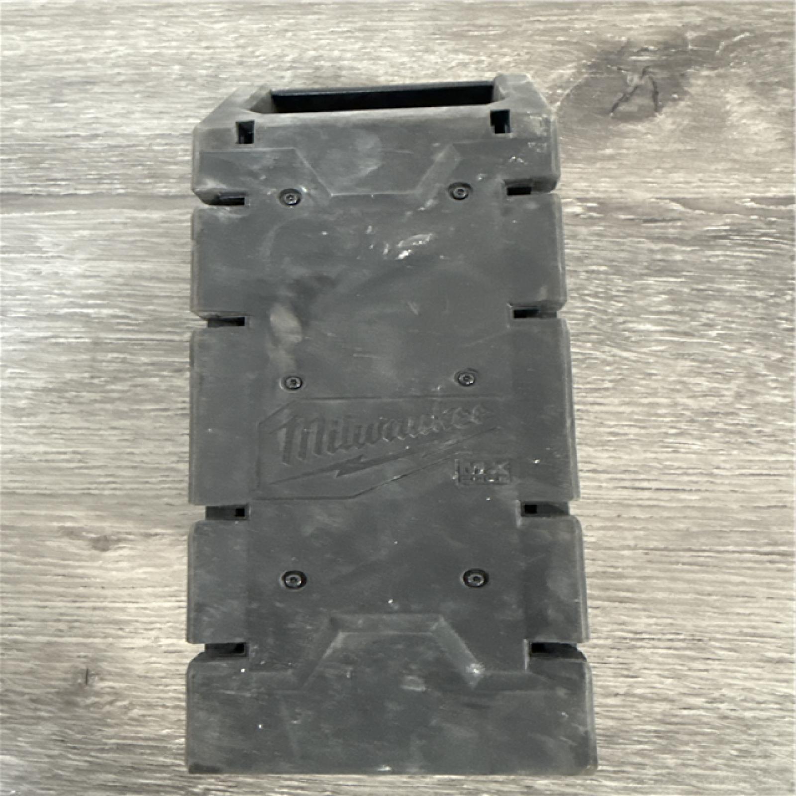 California AS-IS Milwaukee CP203 Battery Pack (1)