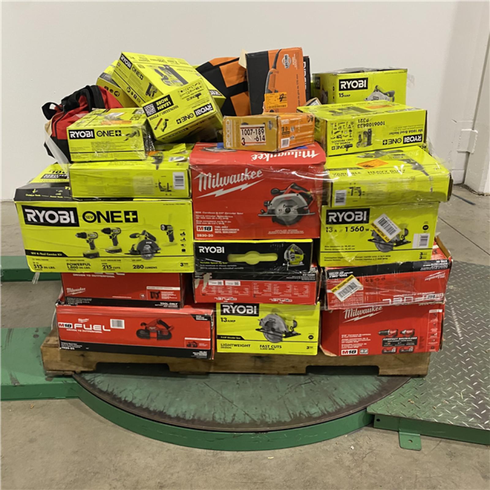 Dallas Location - As-Is Tool Pallet