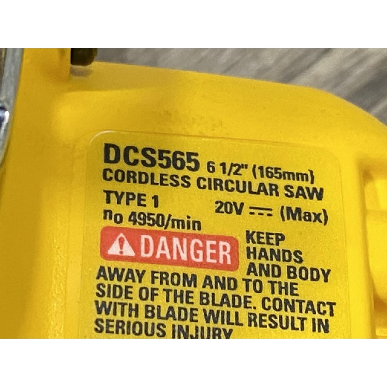 AS-IS DEWALT 20V MAX Cordless Brushless 6-1/2 in. Sidewinder Style Circular Saw (Tool Only)