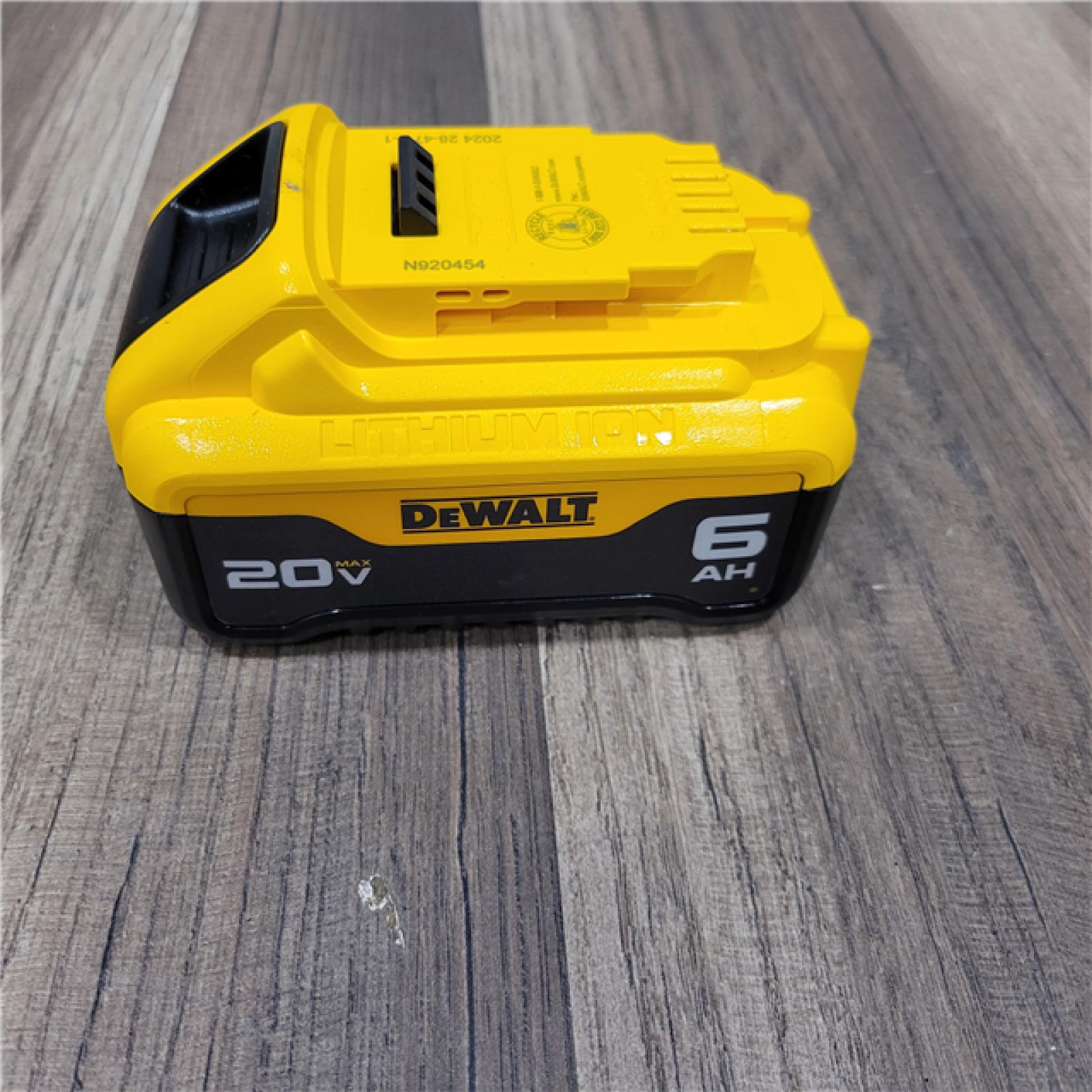 LIKE NEW! DEWALT 20-Volt MAX XR Lithium-Ion Premium Battery Pack 6.0Ah