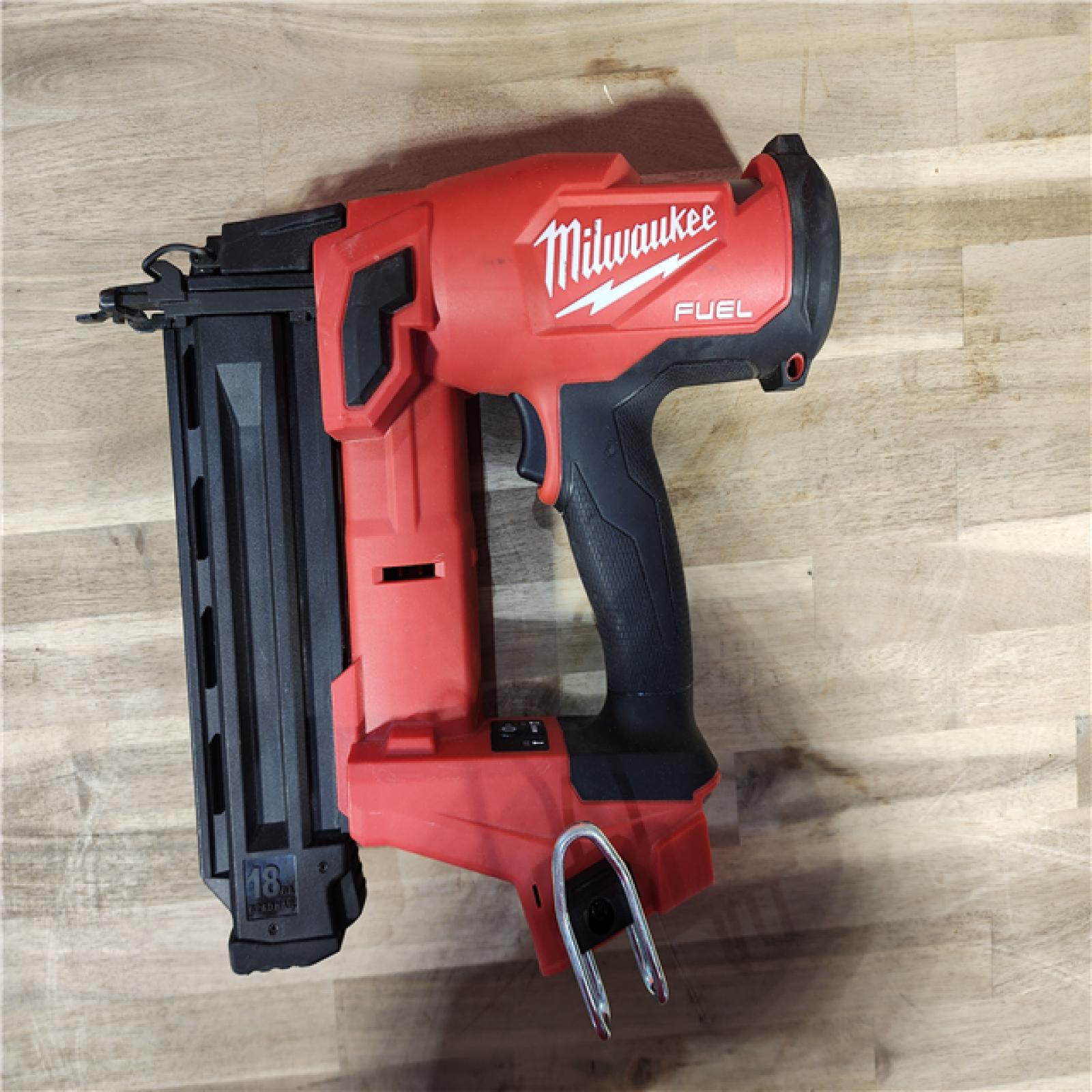 HOUSTON LOCATION - AS-IS Milwaukee M18 Fuel 18V Brushless 18-Gauge Brad Nailer 2746-20 (Bare Tool)
