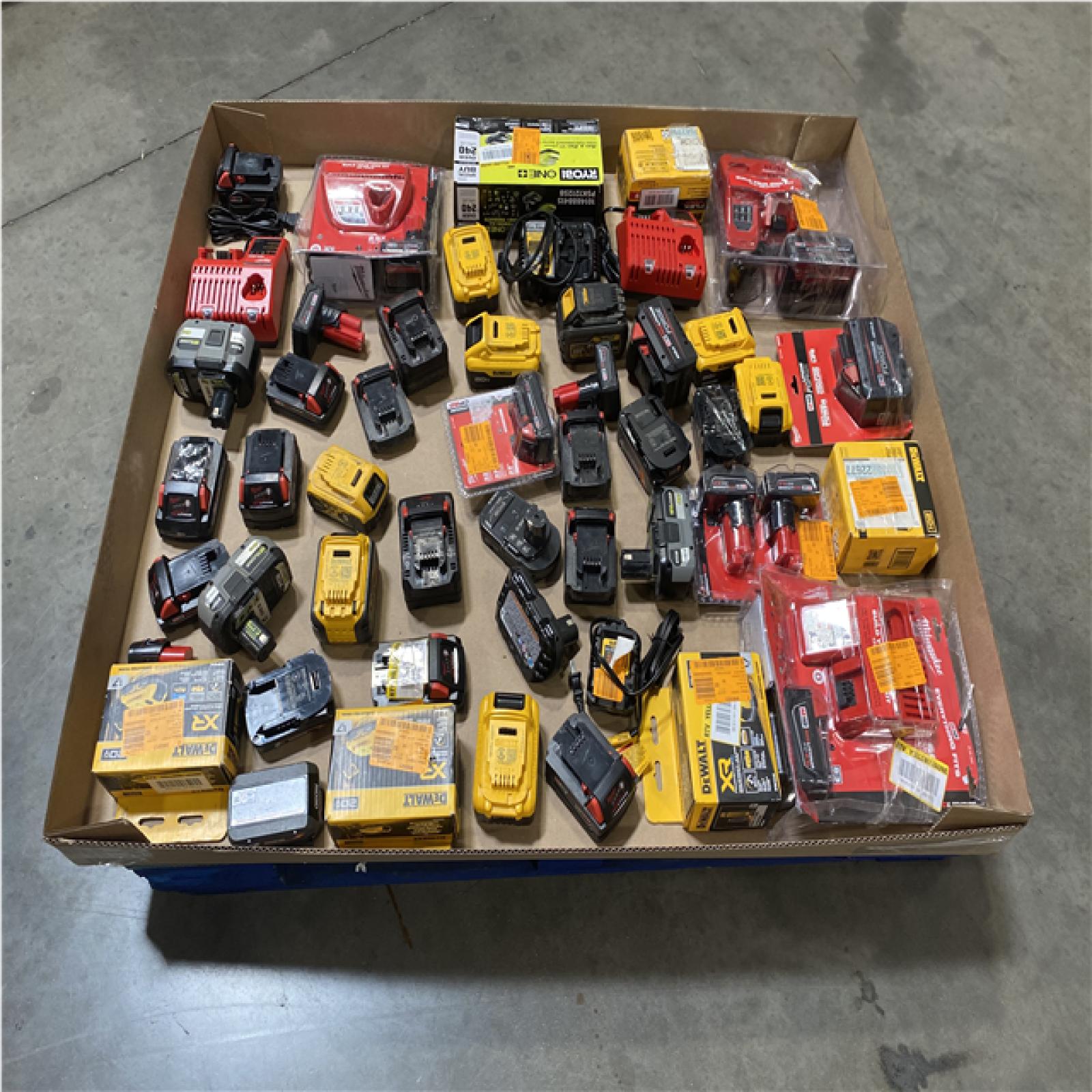 DALLAS LOCATION-AS-IS MIXED BATTERY PALLET