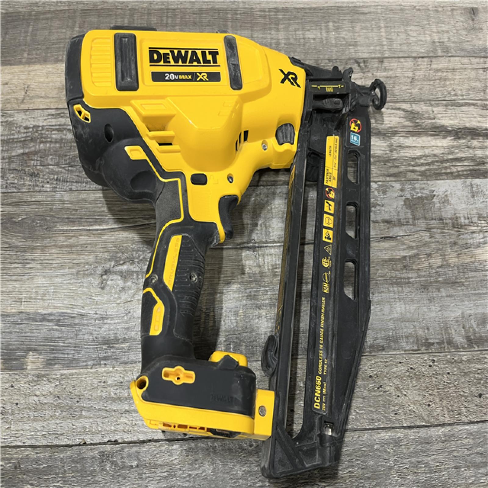 AS-IS DEWALT 20V MAX XR Lithium-Ion Electric Cordless 16-Gauge Angled Finishing Nailer (Tool Only)