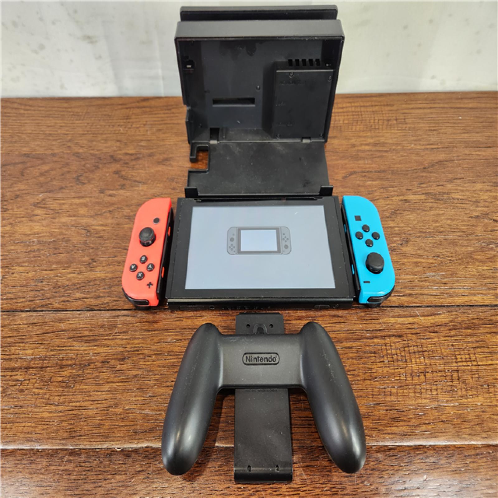 Good Nintendo Switch 32GB Console (Neon Red & Blue Joycons) (HADSKABAA)