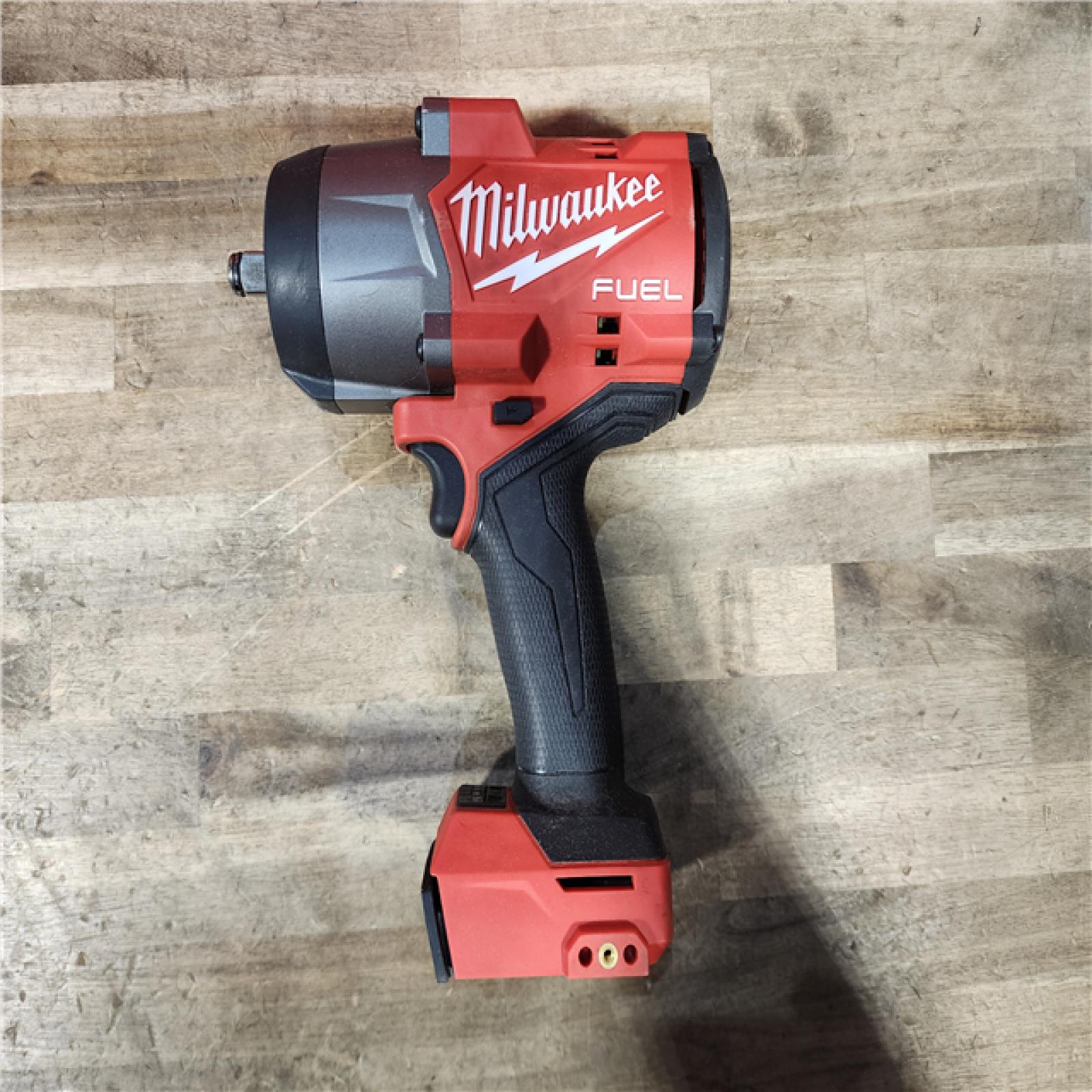 HOUSTON LOCATION - AS-IS Milwaukee M18 1/2 in. Cordless Brushless High Torque Impact Wrench Kit (Battery & Charger)