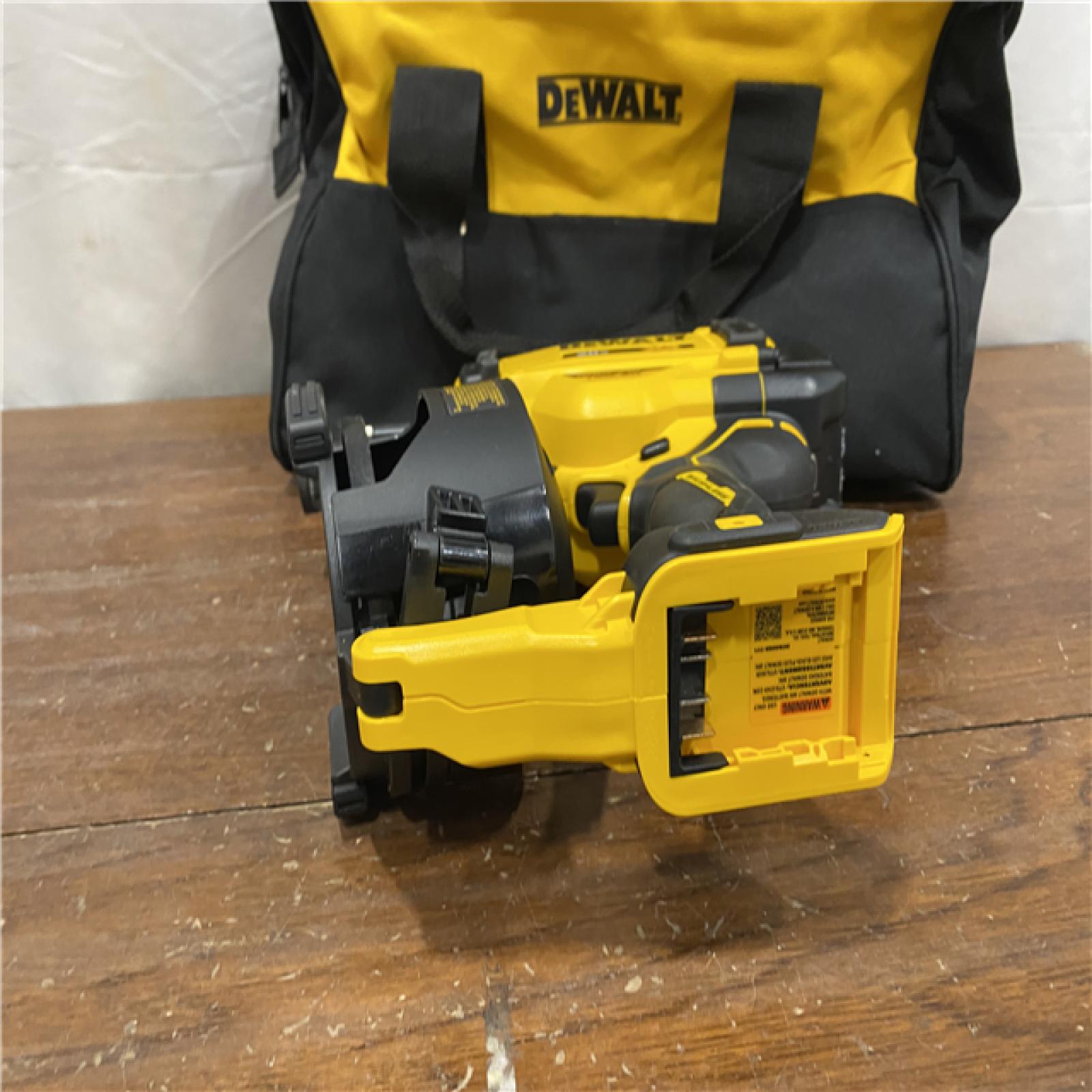 AS-IS DEWALT 2007898 Roofing Nailer Cordless