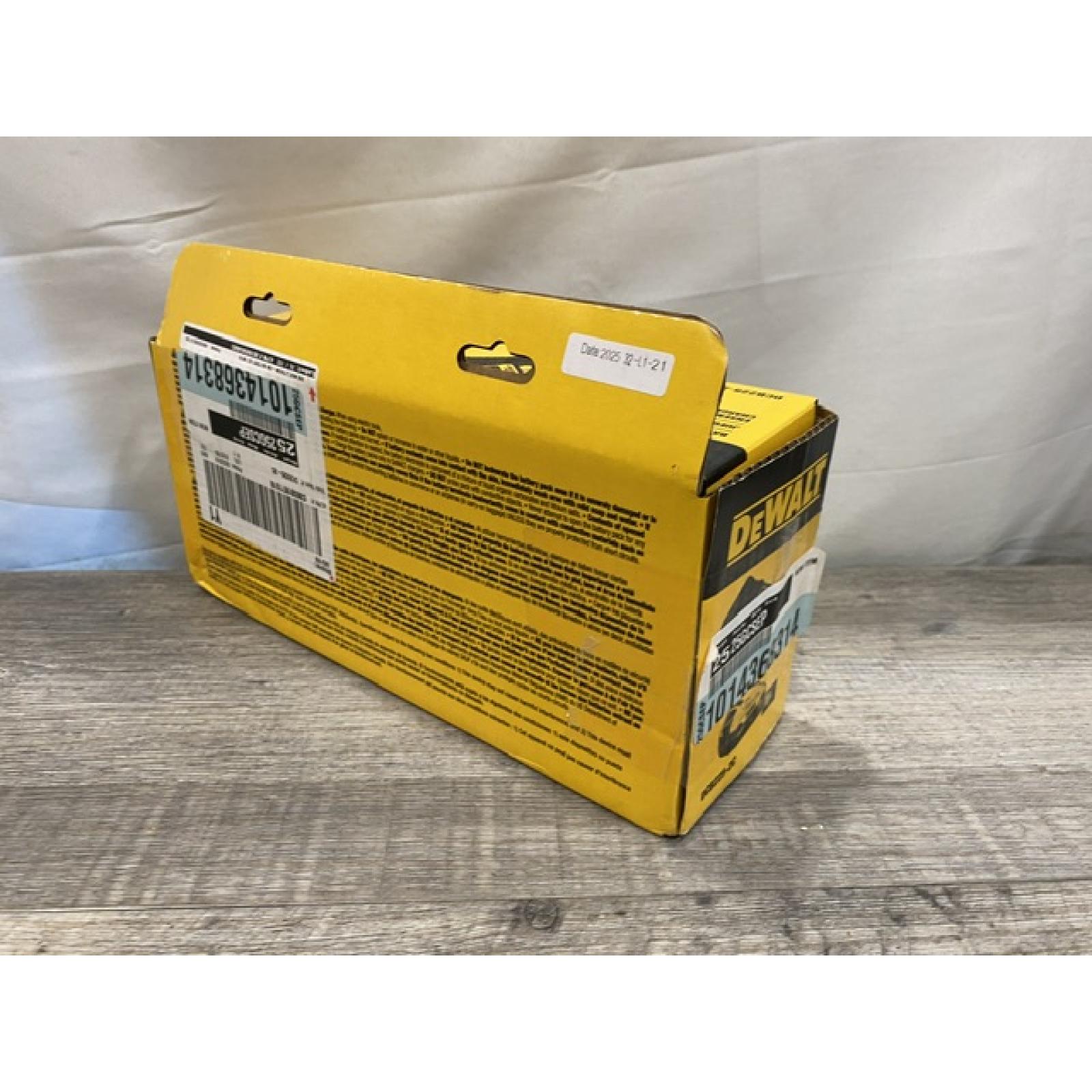 NEW - DEWALT 20V MAX Lithium-Ion Battery Kit with 5.0Ah and 2.0Ah Battery and Charger