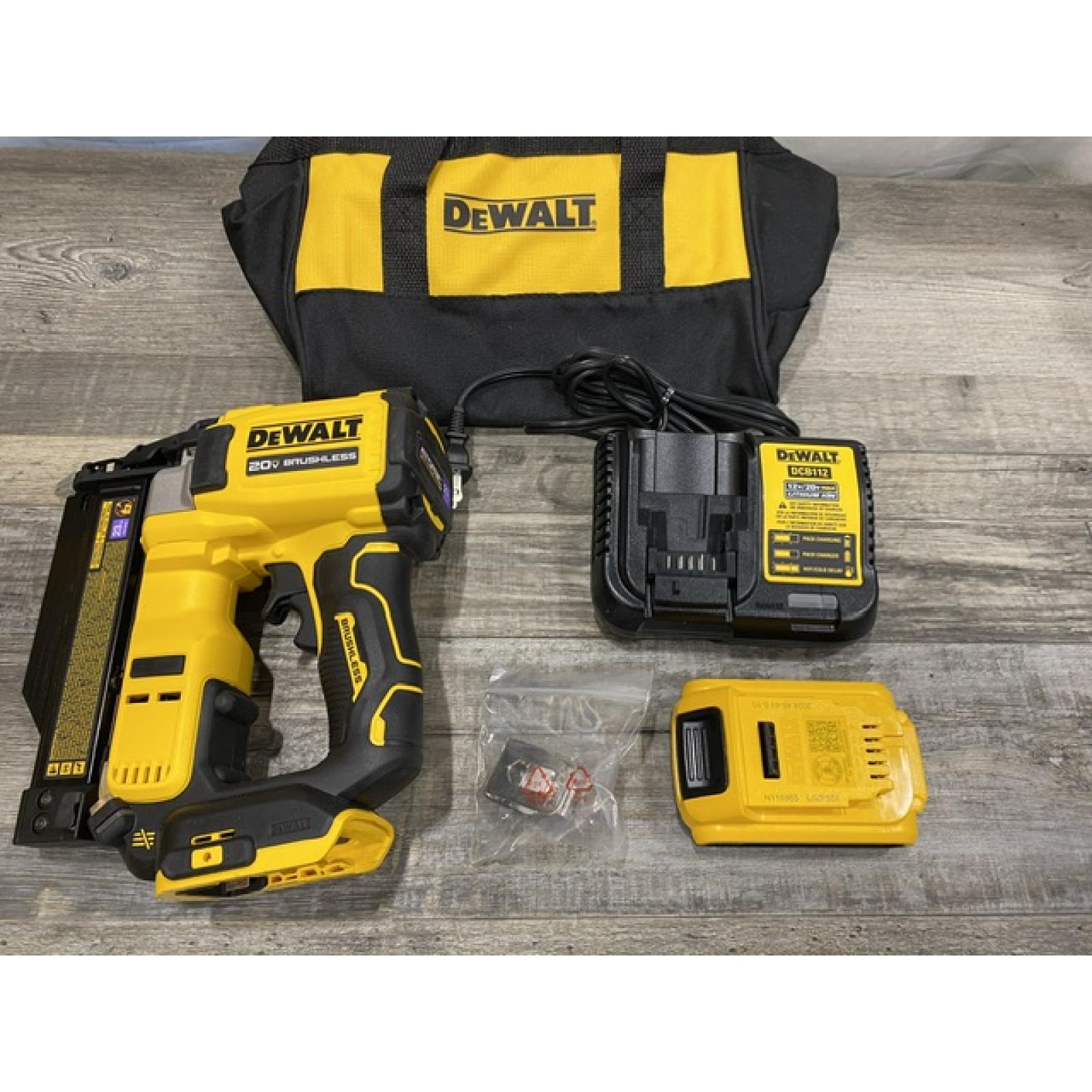 AS-IS DEWALT ATOMIC 20V MAX Lithium Ion Cordless 23 Gauge Pin Nailer Kit