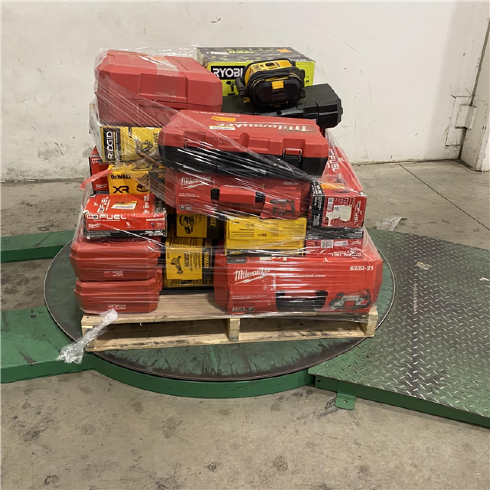 Dallas Location - As-Is Tool Pallet