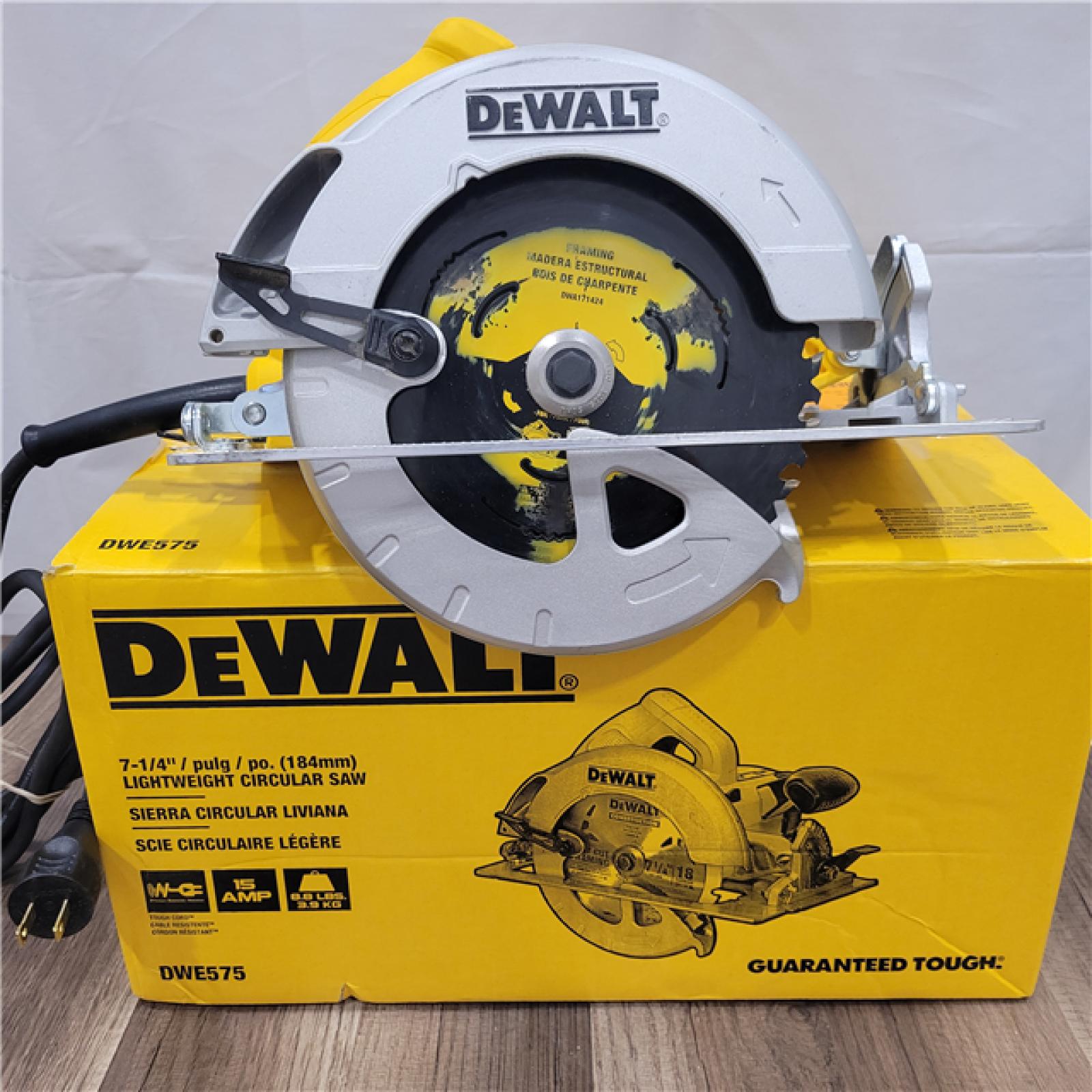 Good  15 Amp Corded 7-1/4 in. Lightweight Circular Saw