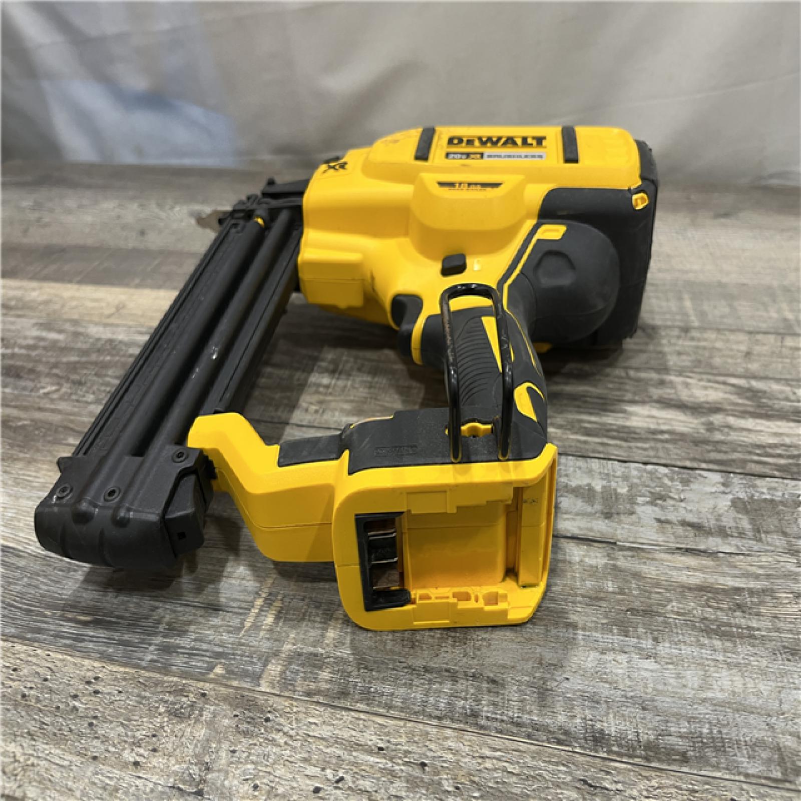 AS-IS DEWALT 20V MAX XR Lithium-Ion Electric Cordless 18-Gauge Brad Nailer (Tool Only)