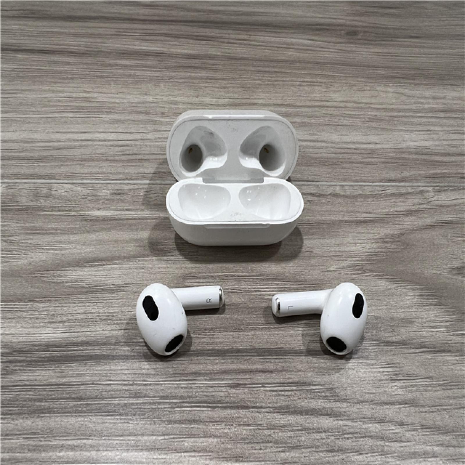 AS-IS Apple Airpods 3rd Generation Model A2897 Lightning Charging