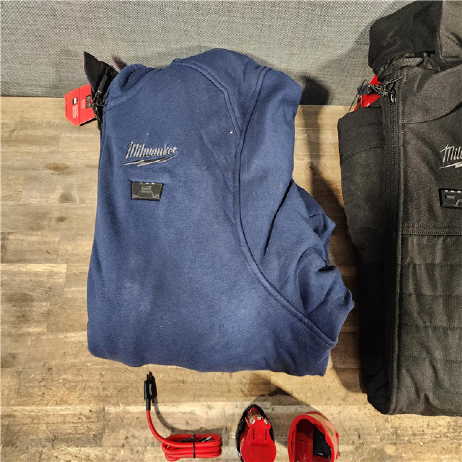 HOUSTON LOCATION - AS-IS MILWAUKEE 2 HEATED CLOTHING COMBO KIT