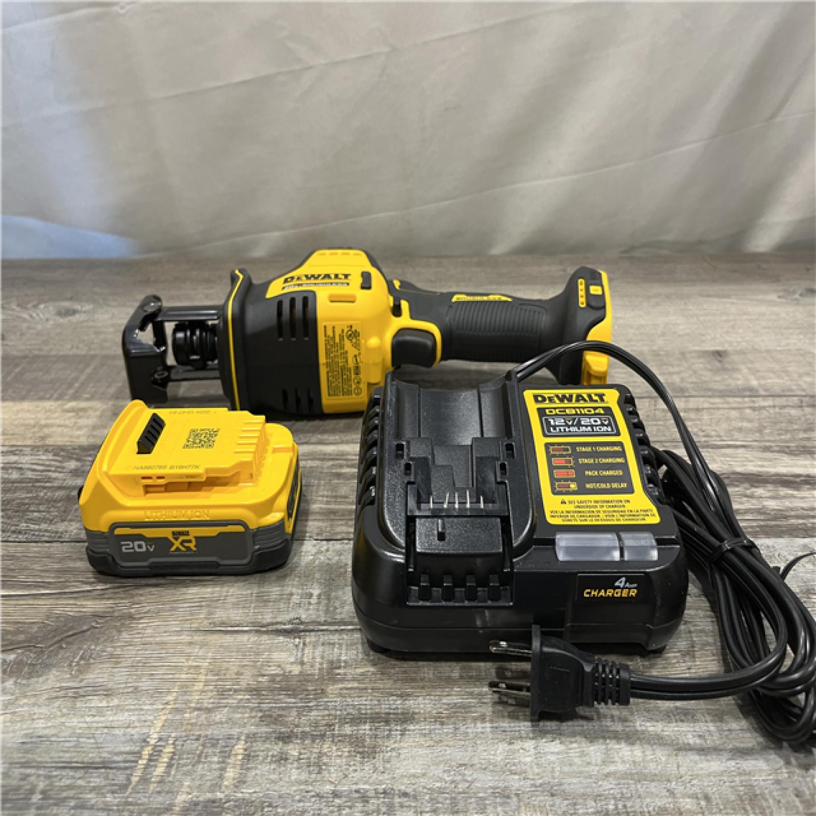 AS-IS DEWALT Atomic 20-Volt Maximum Cordless Brushless Compact Reciprocating Saw Kit
