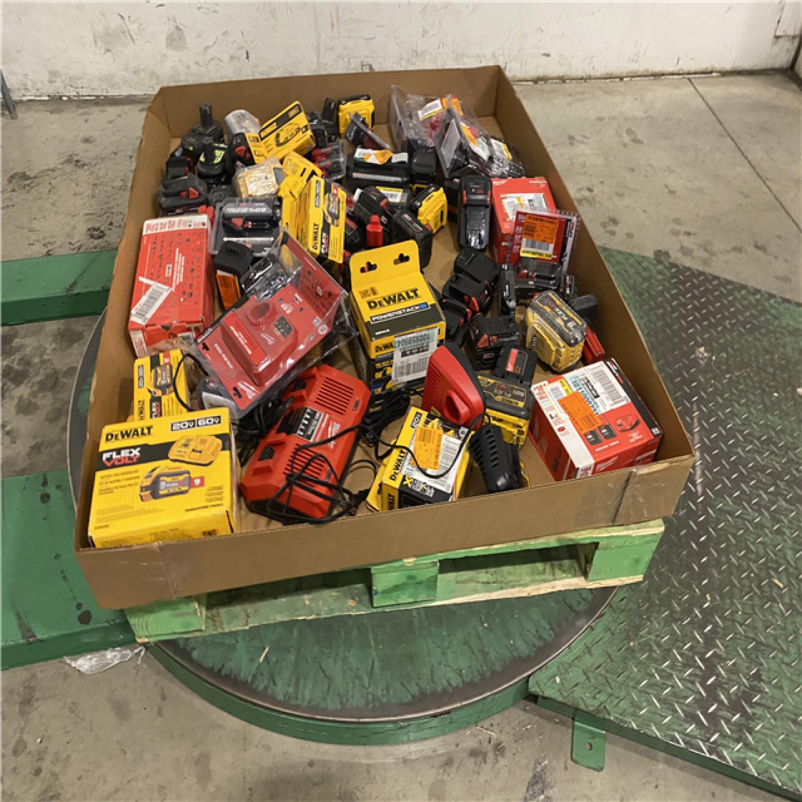 Dallas Location - As-Is Battery Tool Pallet