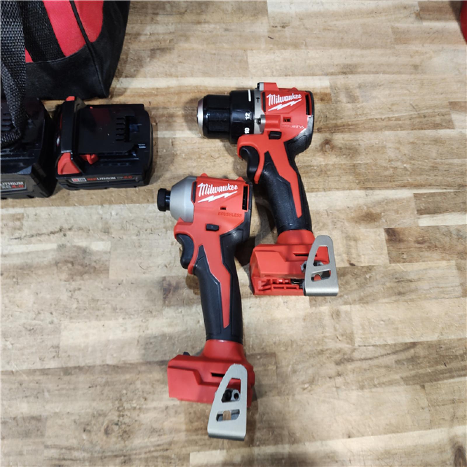 HOUSTON LOCATION - AS - IS Milwaukee 2 Tool Combo Kit W/ (2) Battery & Charger